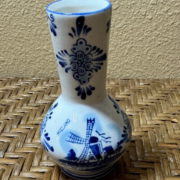 Delft Blue Holland Ceramic Vase With Windmill Design - Picture 1 of 10